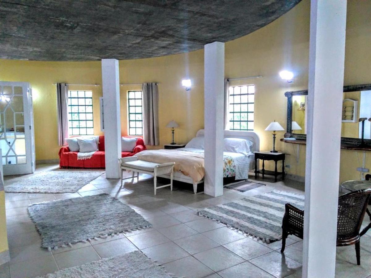 Villa Serena Bed & Breakfast Embu Exterior foto