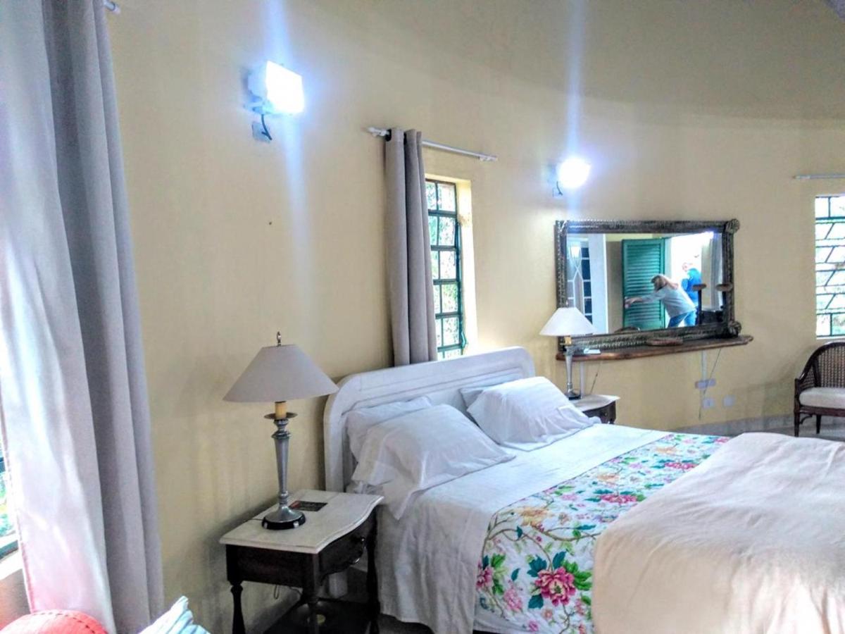 Villa Serena Bed & Breakfast Embu Exterior foto